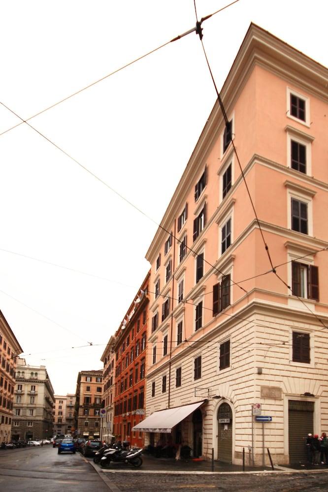 Roman Terrace Hotel Exterior photo